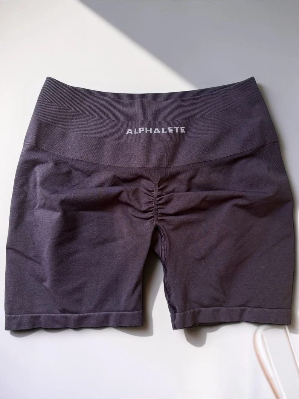 Alphalete Amplify Seamless Scrunch Biker Shorts Purple Dove Size L